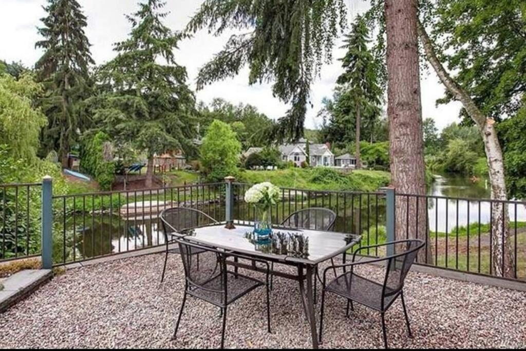 Bothell River House מראה חיצוני תמונה